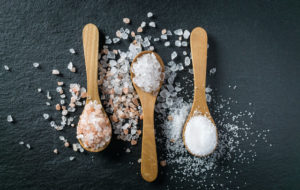 塩の種類と使い分けのポイントは？味の違いや特徴